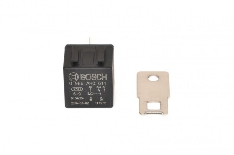 Реле BOSCH 0986AH0611