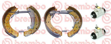 Гальмівні колодки (набір) BREMBO K23036