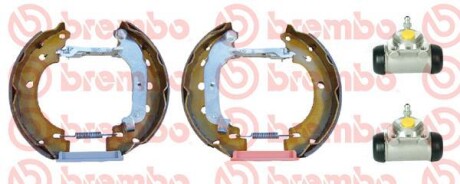 Гальмівні колодки (набір) BREMBO K68071 (фото 1)