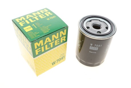 Фільтр масляний -FILTER MANN W 7041 (фото 1)