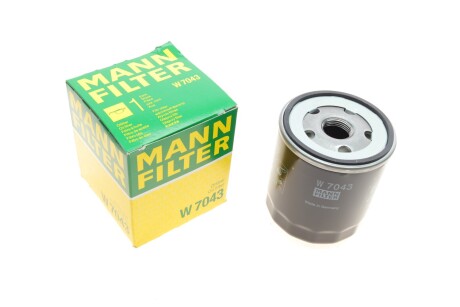 Фільтр масляний -FILTER MANN W 7043