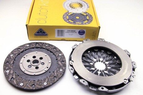 Набір зчеплення Focus II/Mondeo IV/Kuga/C-Max 2.0TDCi 03- (240mm)(к маховику Sachs) National CK10042