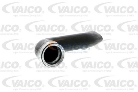 Патрубок интеркулера VW Golf/Jetta/ 1.4 TSi 06-10/Passat B6/B7 1.4 TSi VAICO V102851