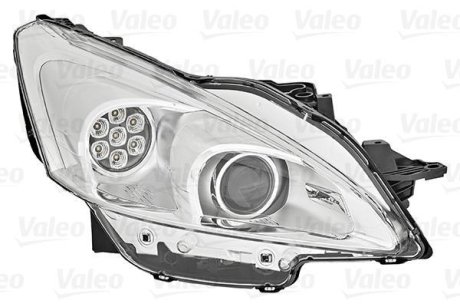 Фара Valeo 046870